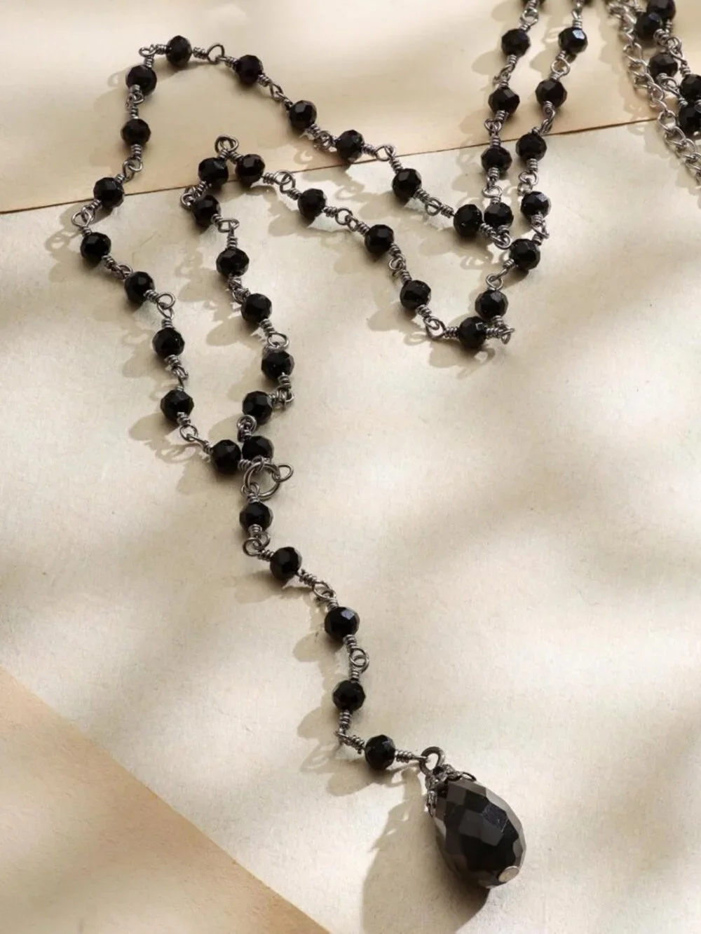 Gothic Layered Black Red Choker Necklace, Dainty Y Bead Teardrop Jewelry Gift